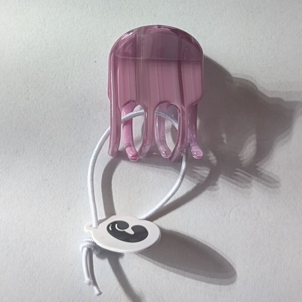 Chunks Mini Claw in Petunia